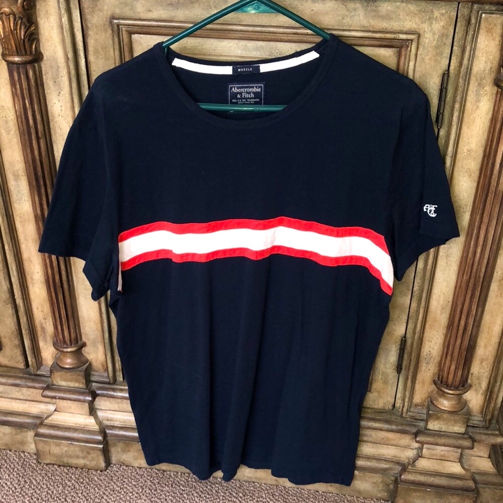 ABERCROMBIE & FITCH MUSCLE TEE SHIRT